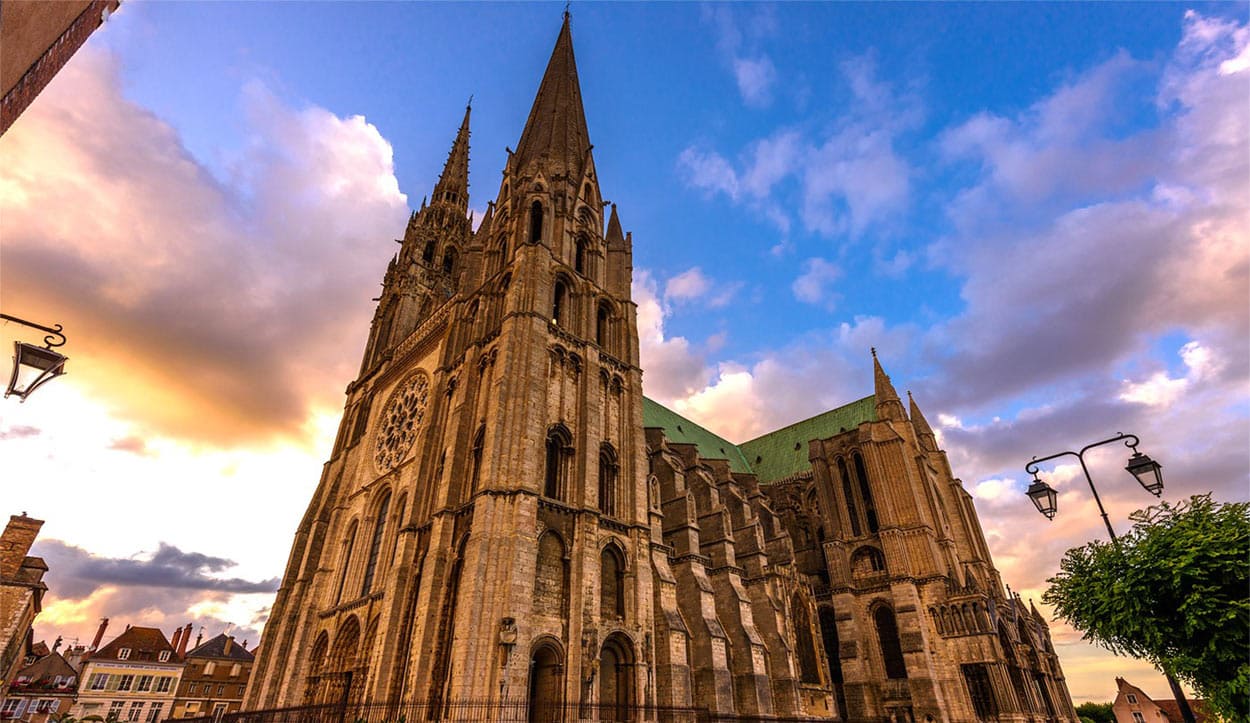 TOUR PARIGI - NOVOHOTEL - da Giovedì 23 a Domenica 26 Aprile 2026