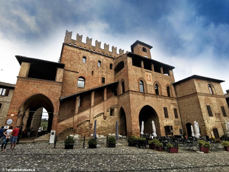 Mercatino Natale a Castell'Arquato e Grazzano Visconti Domenica 29 Novembre 2026