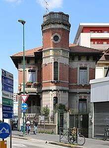 2223 - Casa Cotechini. Facciata su Via Zara