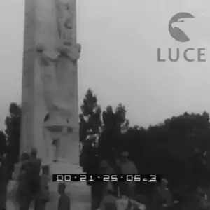 8015 - Galli Mario. Inaugurazione del monumento ai caduti